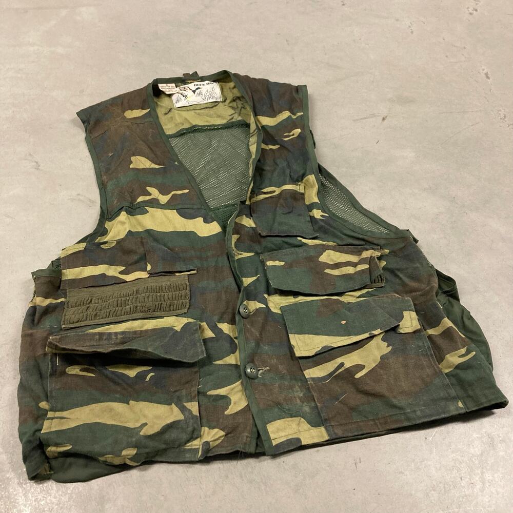 vintage 90s camo vest jacket